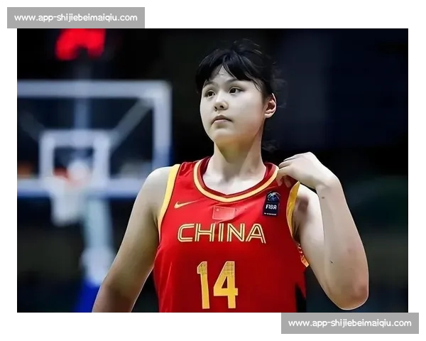 女篮 67 分大胜夜却迎致命打击!李梦退出 + 李月汝留美,亚洲杯双核缺席