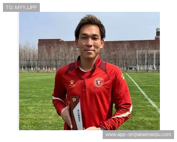 延边龙鼎官宣！191cm 中国香港铁卫劳烈斯加盟 冲超功臣补强后防